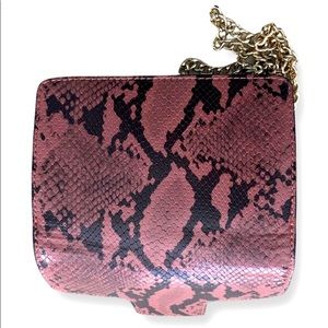Mango purse with gold chain